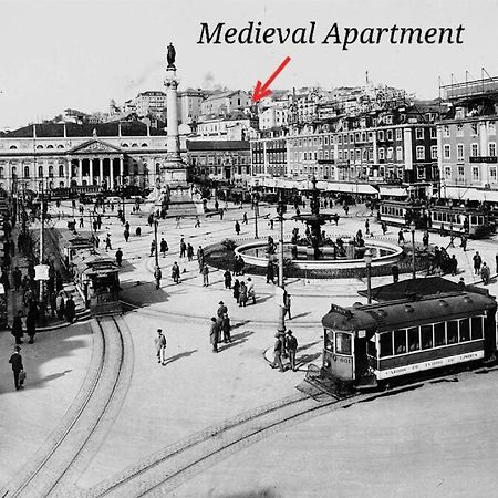 Romantic Medieval Apartment Lisboa Eksteriør billede