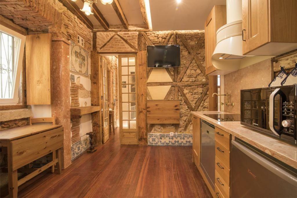 Romantic Medieval Apartment Lisboa Eksteriør billede