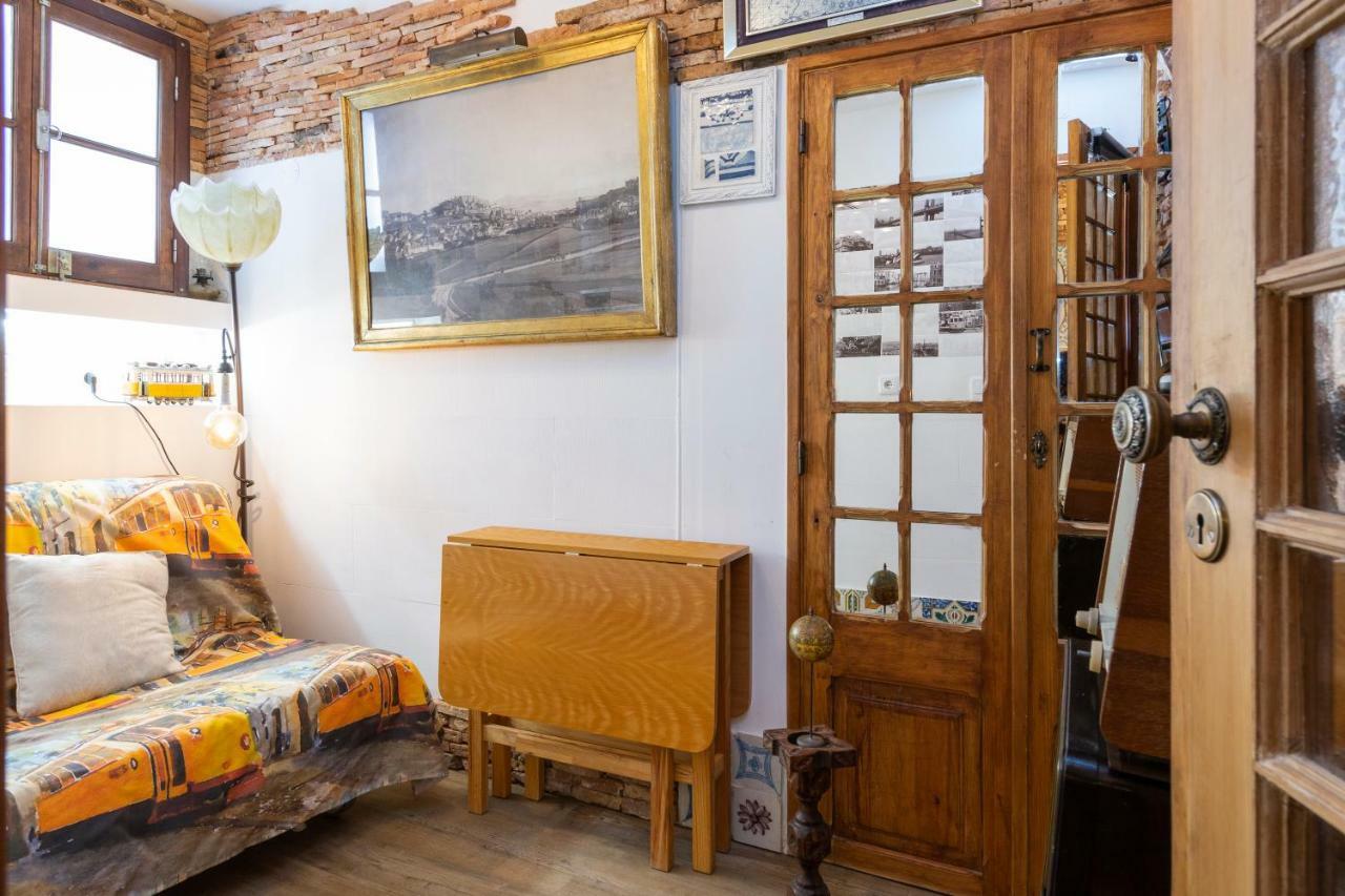 Romantic Medieval Apartment Lisboa Eksteriør billede