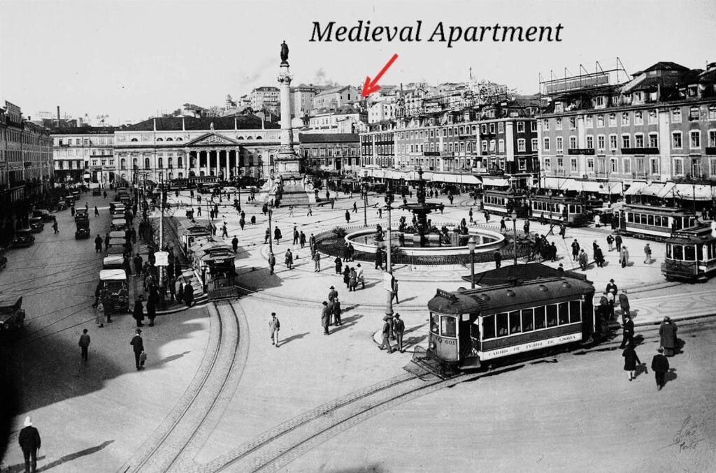 Romantic Medieval Apartment Lisboa Eksteriør billede